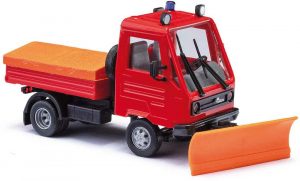 Multicar M26 FW Schneeräumschild und formneuer Spitzplane.