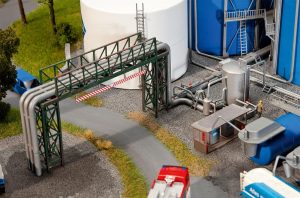 Rohrleitungen und Abfüllanlag